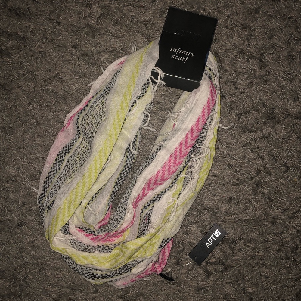 Apt. 9 Infinity Scarf, New With Tags